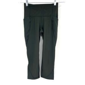 Lululemon Breezy Dot Crop 19" Size 4 Evergreen